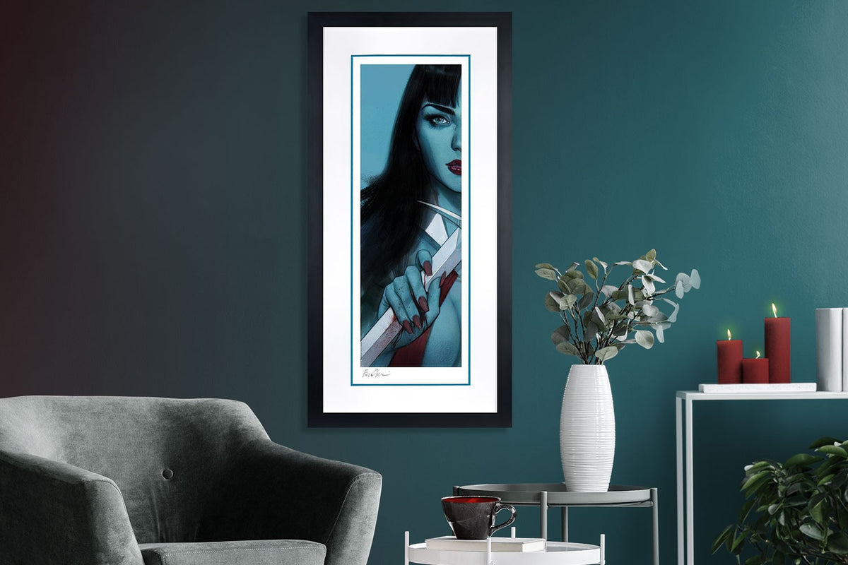 Vampirella & Red Sonja: Vampirella Dynamite Art Print